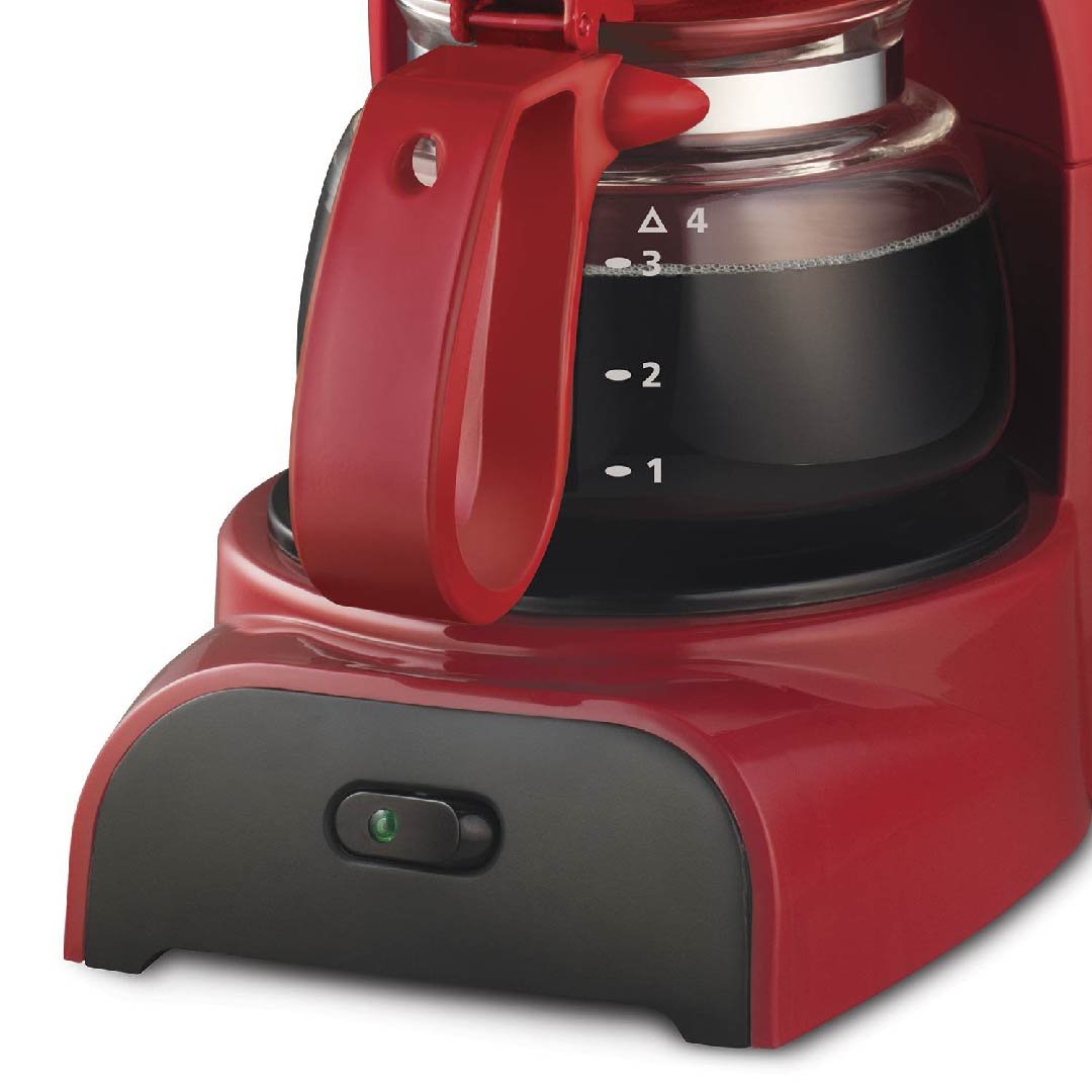 Cafetera eléctrica Oster para 4 tazas